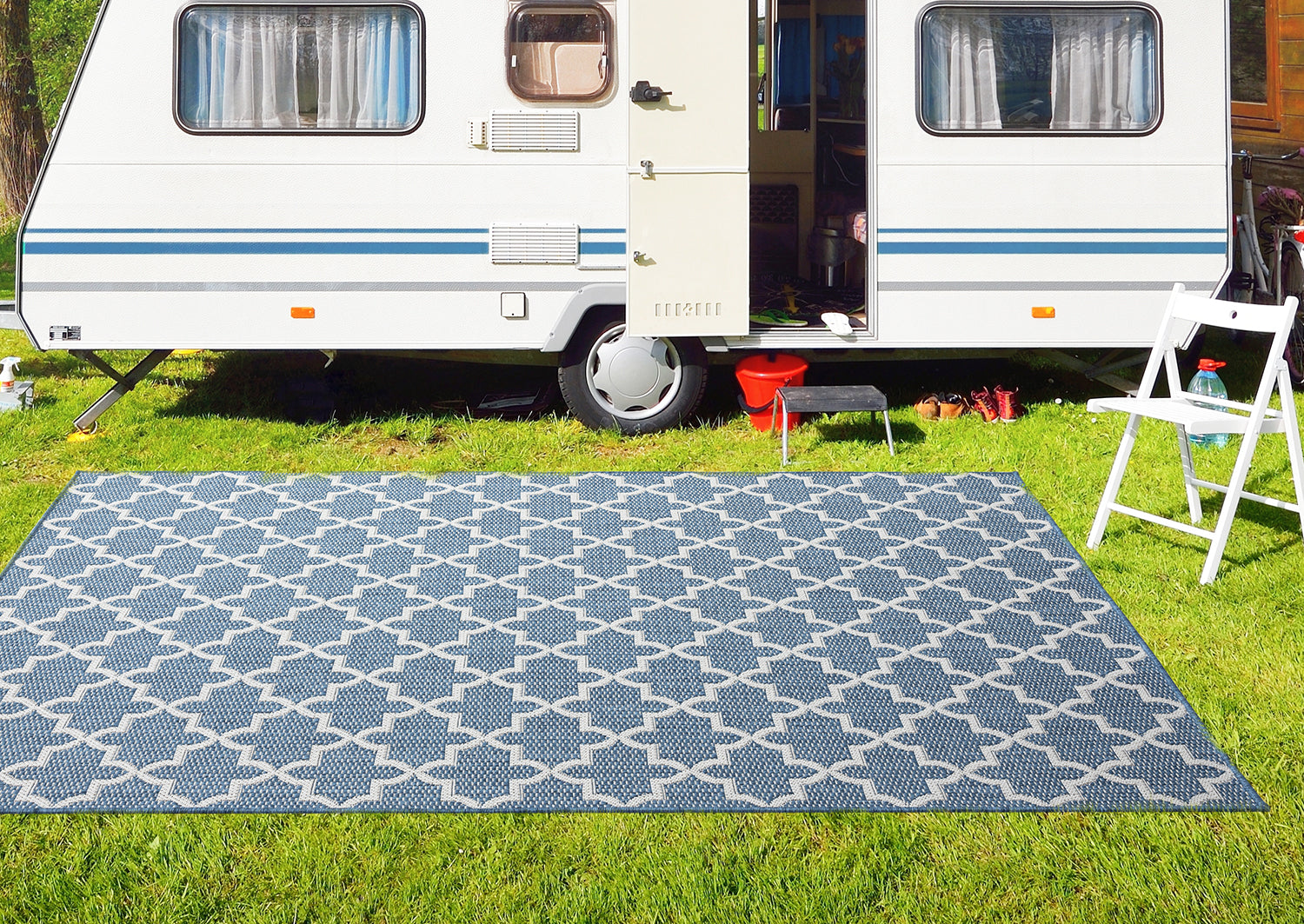 Outdoor Rugs Classic Collection Dark Blue Cream