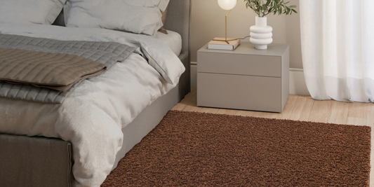 Solid Shaggy Rugs UK: How One Colour Can Add More Texture to a Room