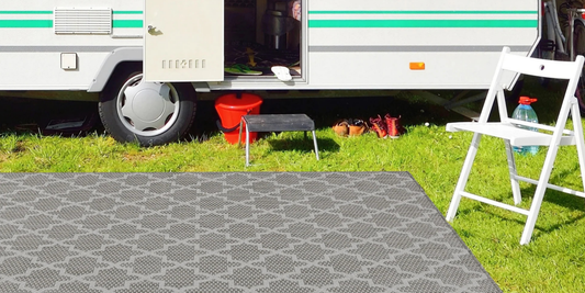 Best Outdoor Rugs for Summer: Colour Ideas for Patios, Decks, and Balconies