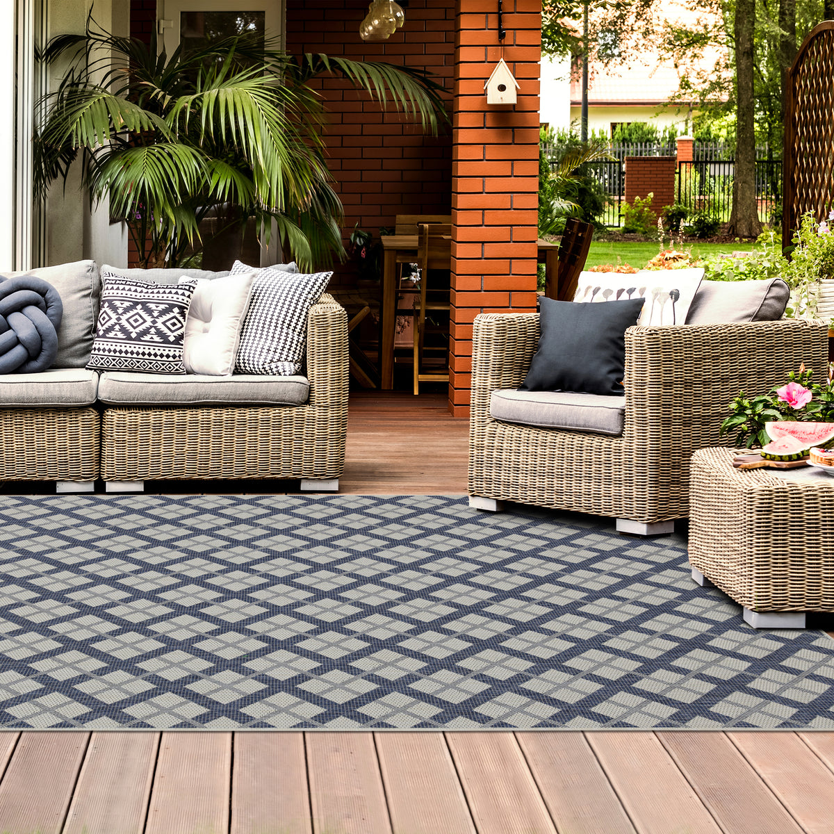 Outdoor Rugs Lined Collection Dark Blue Cream