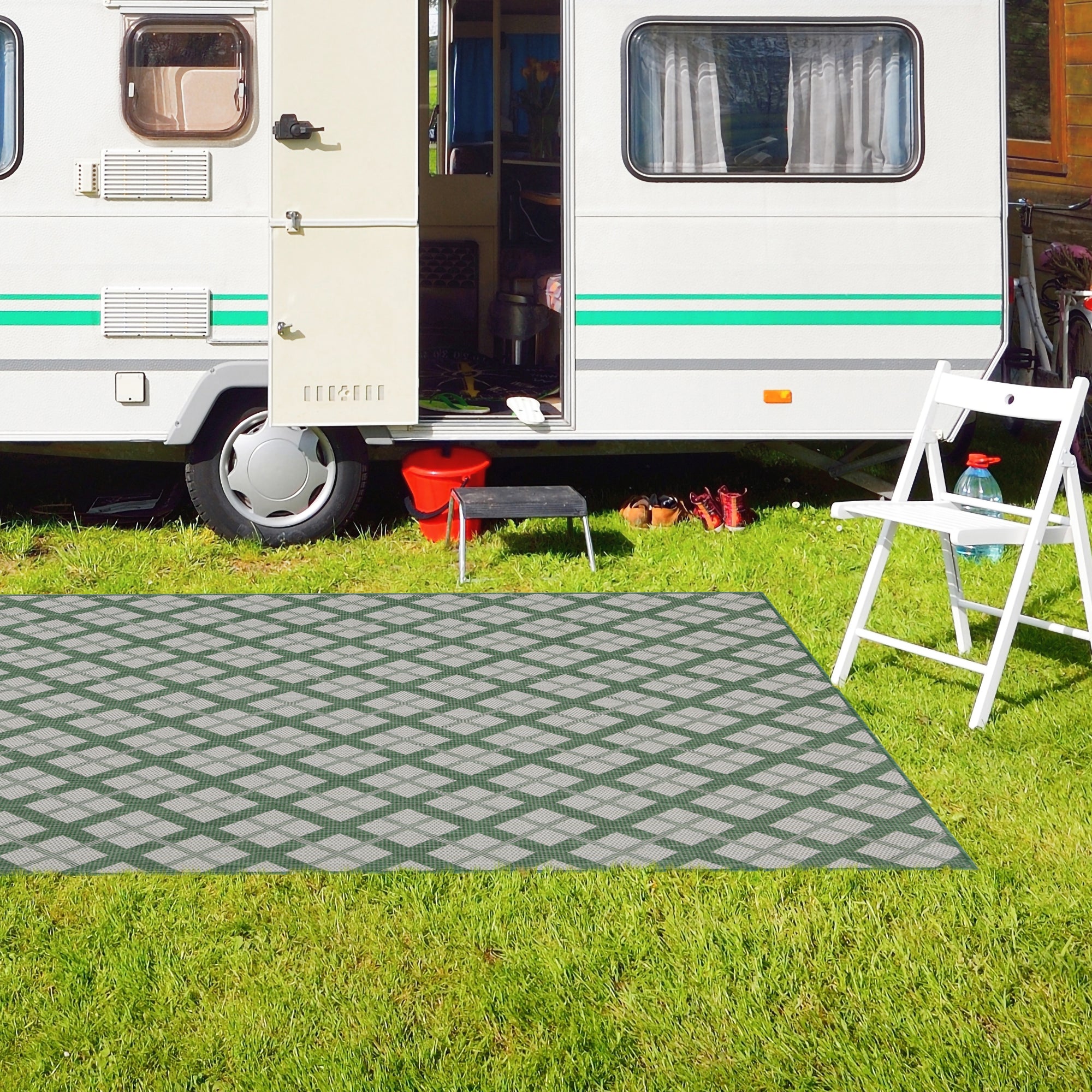 Outdoor Rugs Lined Collection Green Cream