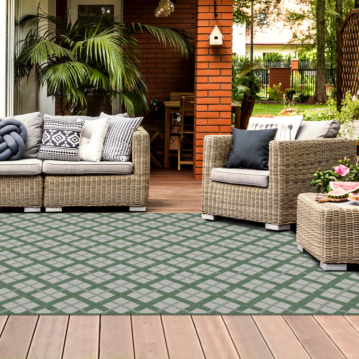 Outdoor Rugs Lined Collection Green Cream