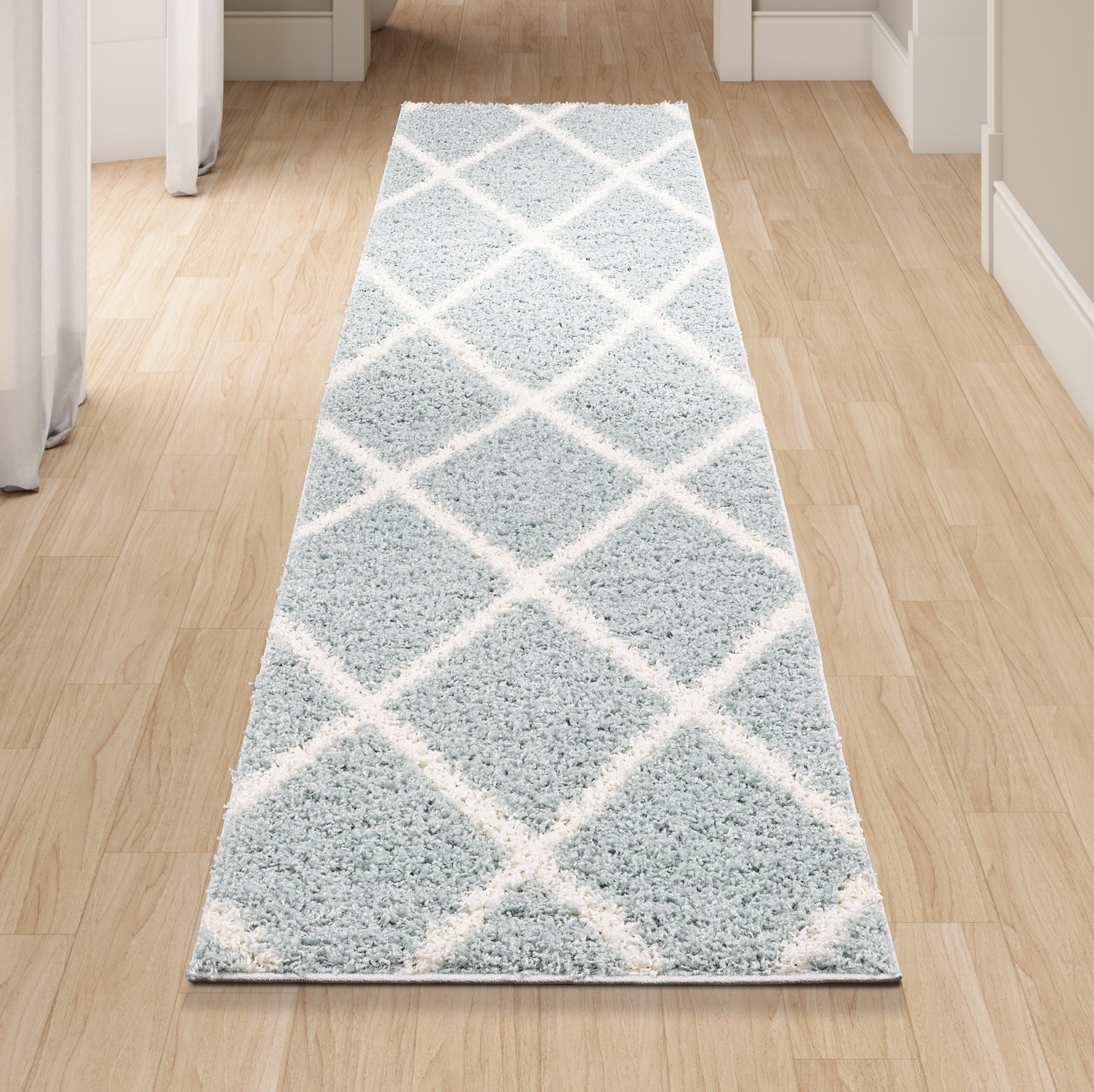 Shaggy Rug Lined Diamond Duckegg / Ivory