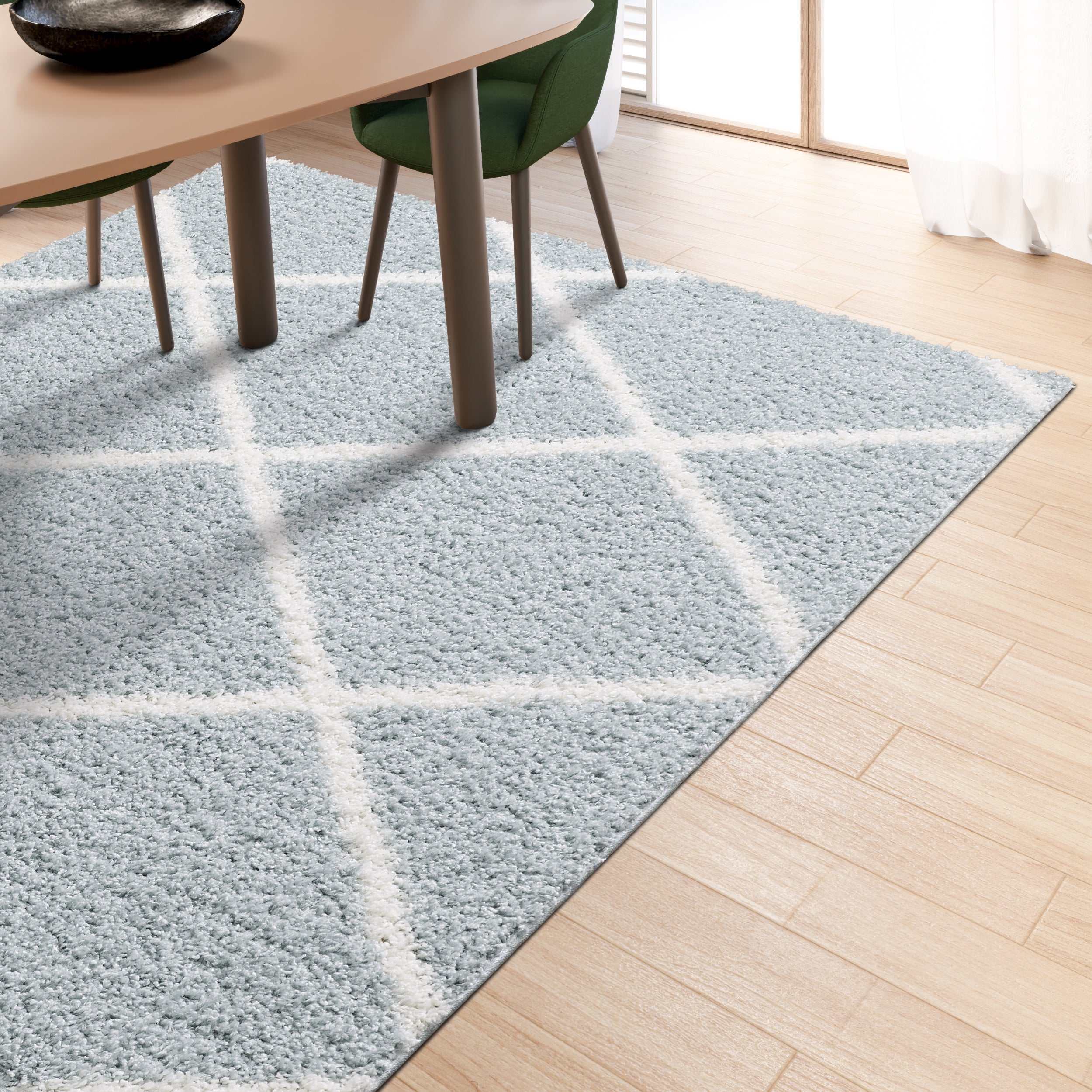 Shaggy Rug Lined Diamond Duckegg / Ivory