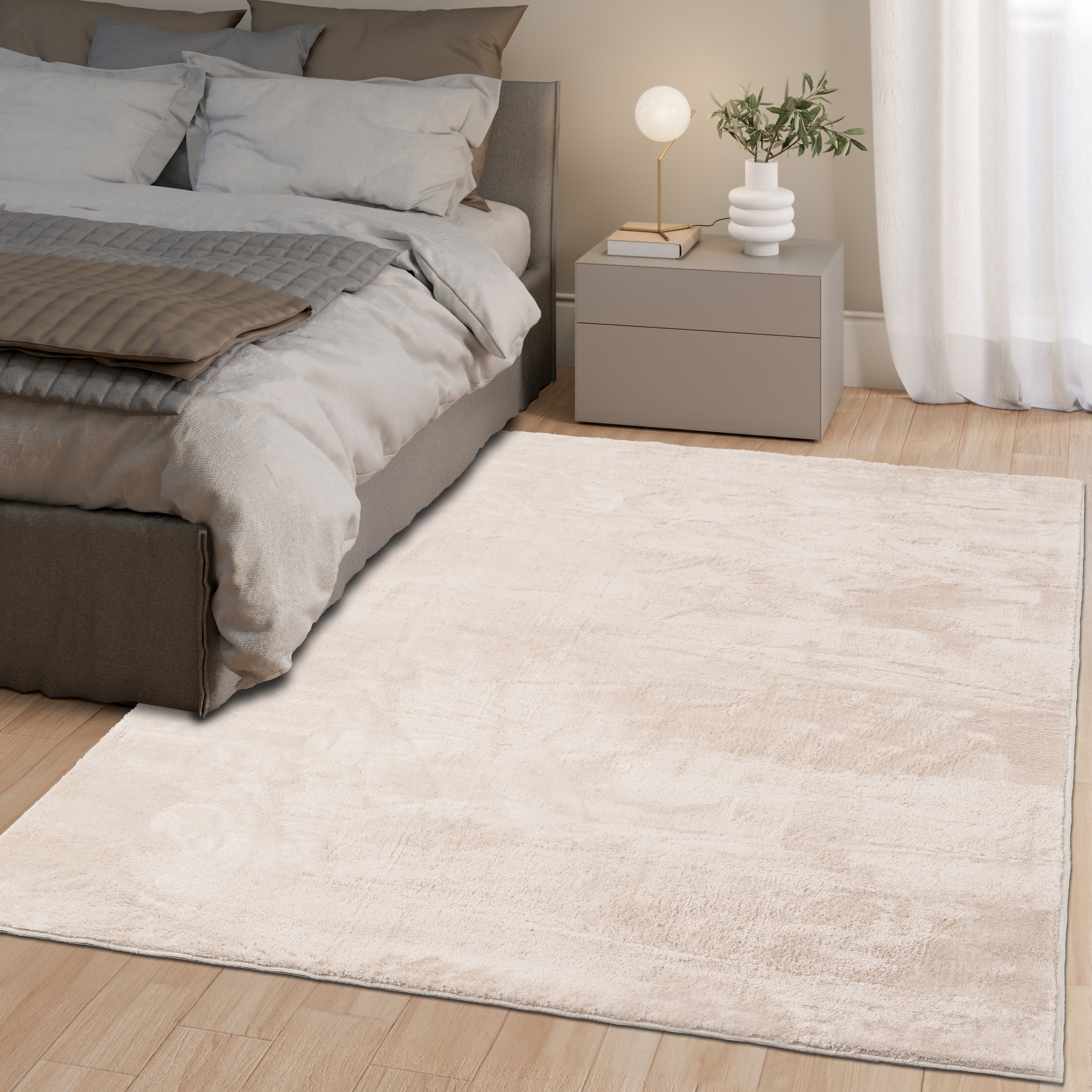 Anti-Slip Backing, Shaggy Rugs Cream