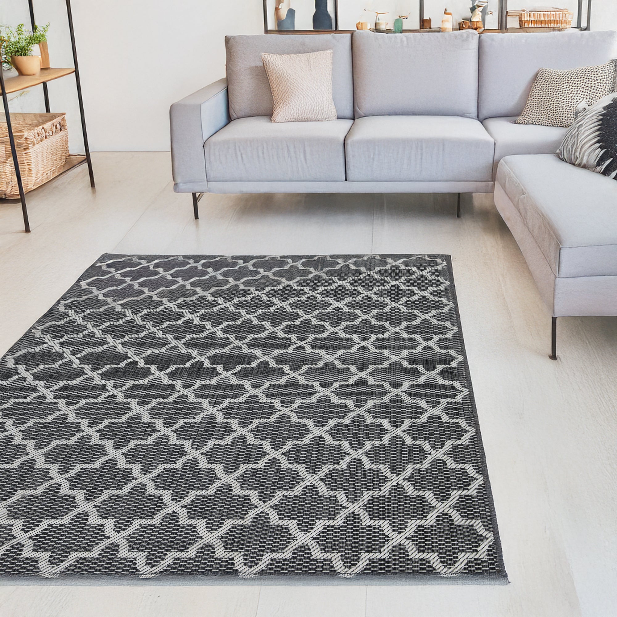 Indoor Rugs Classic Collection Anthracite Cream