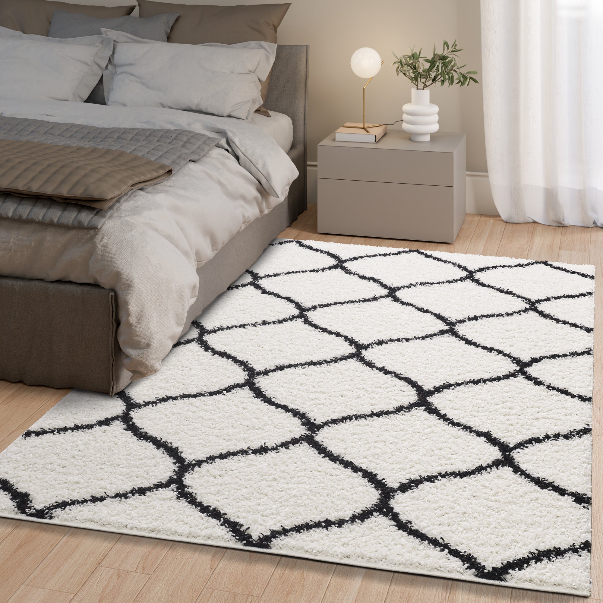 Shaggy Rug Lined Trellis Ivory/Black