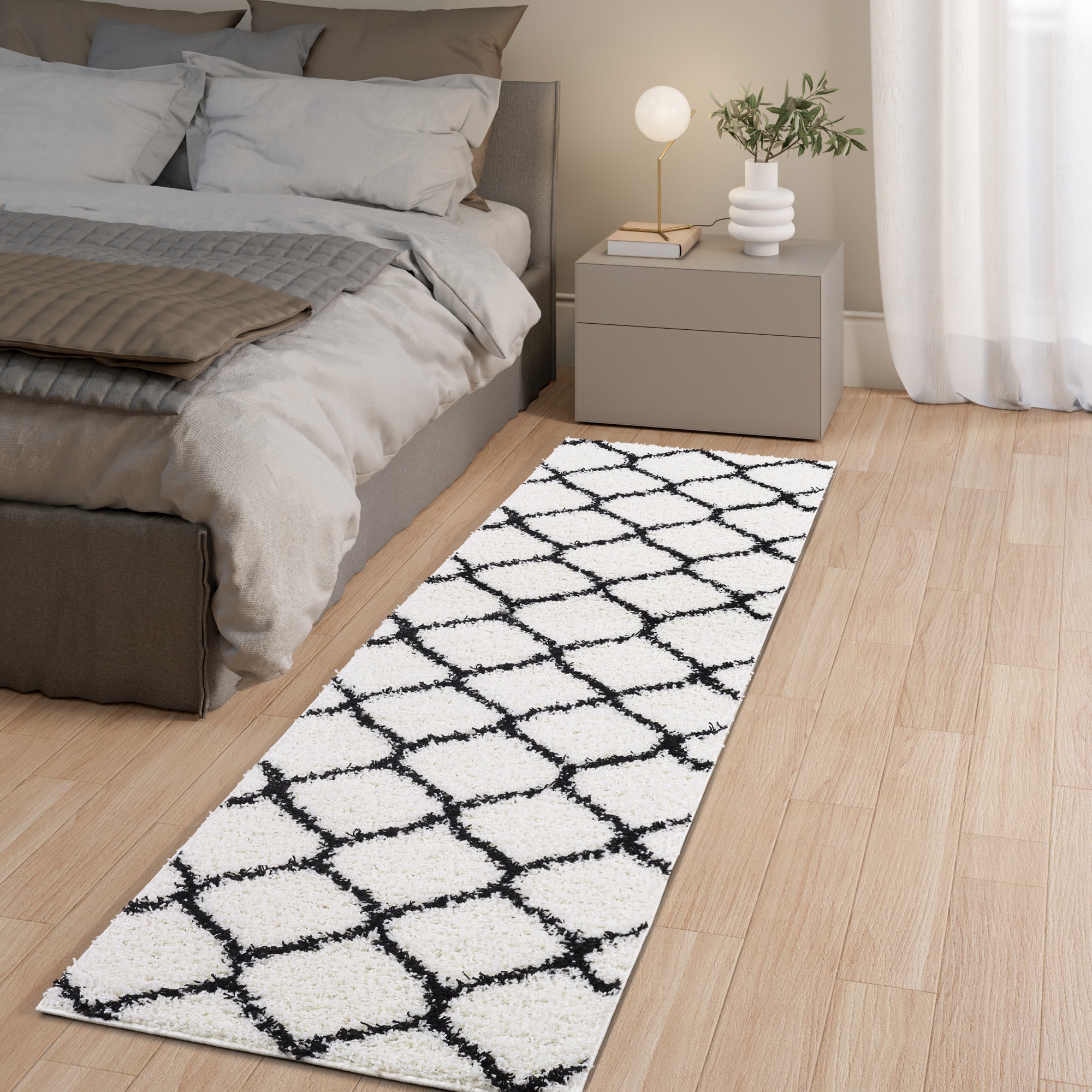 Shaggy Rug Lined Trellis Ivory/Black