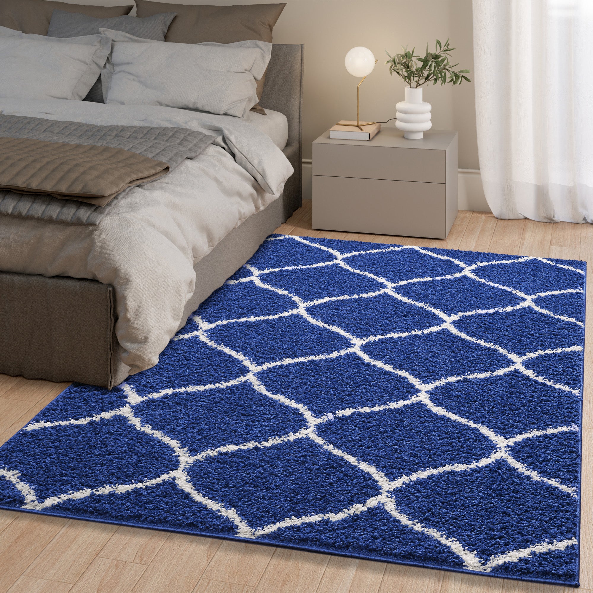 Shaggy Rug Lined Trellis Navy/Ivory