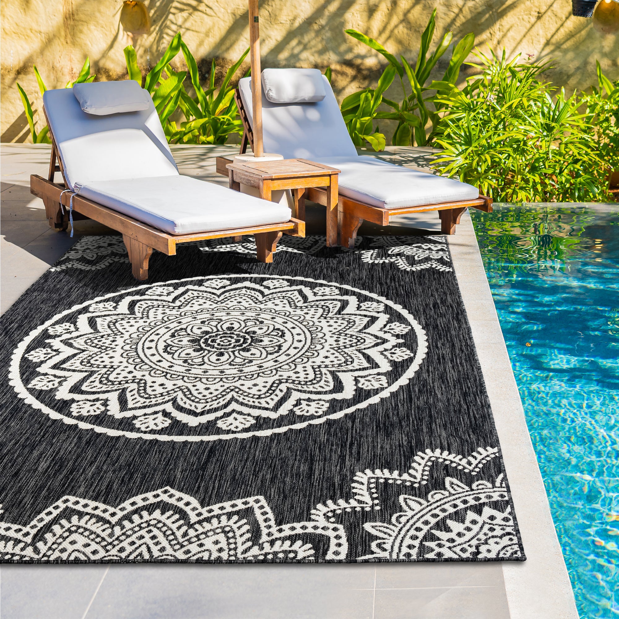 Outdoor Rugs Mandala - Black / Cream