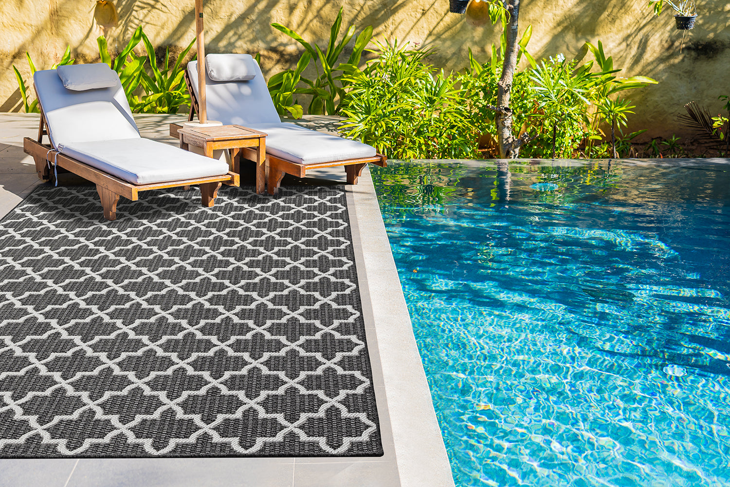 Outdoor Rugs Classic Collection Anthracite Cream